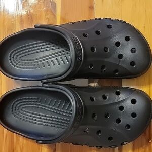 CROCS Baya Black Ventilated Clogs M9/W11